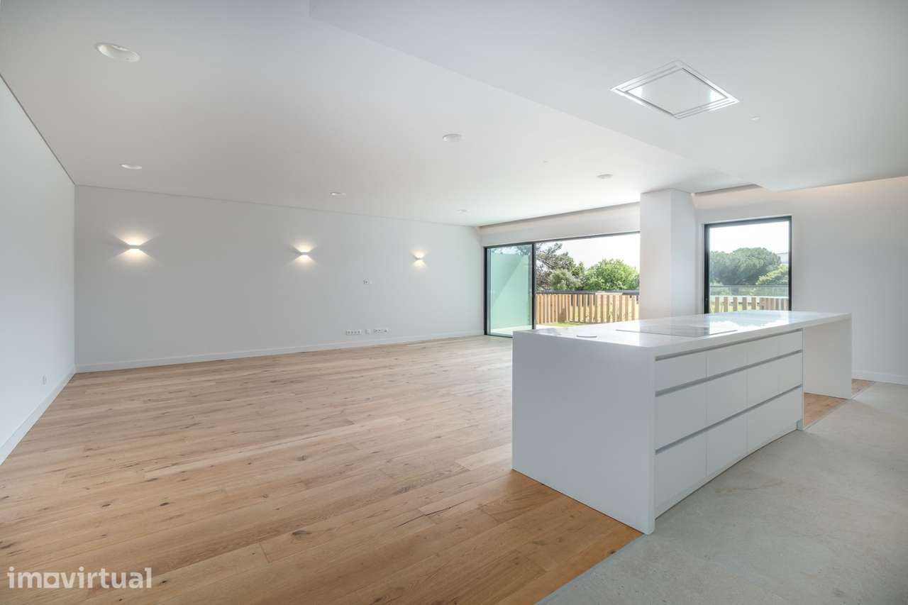 T4 de Luxo em Carcavelos com Terraço, Jardim e Condomínio de Excelênci - Grande imagem: 5/60