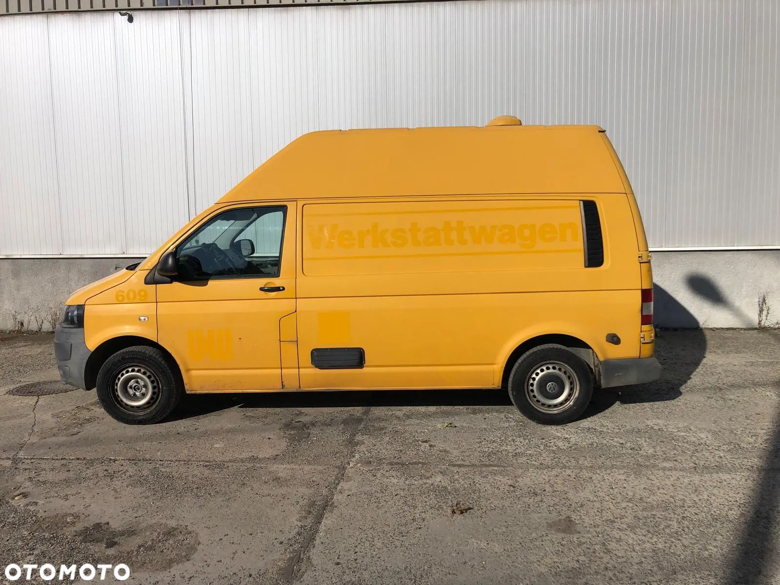 Volkswagen Transporter T5 Warsztat - 1