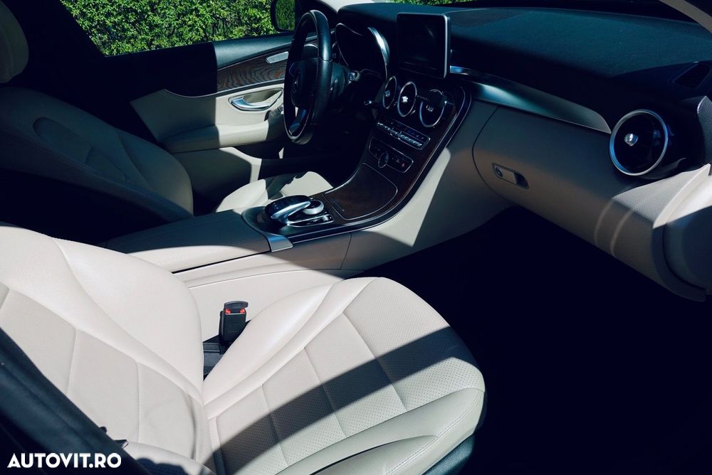 Mercedes-Benz C - 7