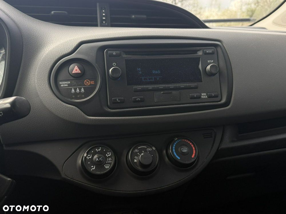 Toyota Yaris 1.5 Active - 13