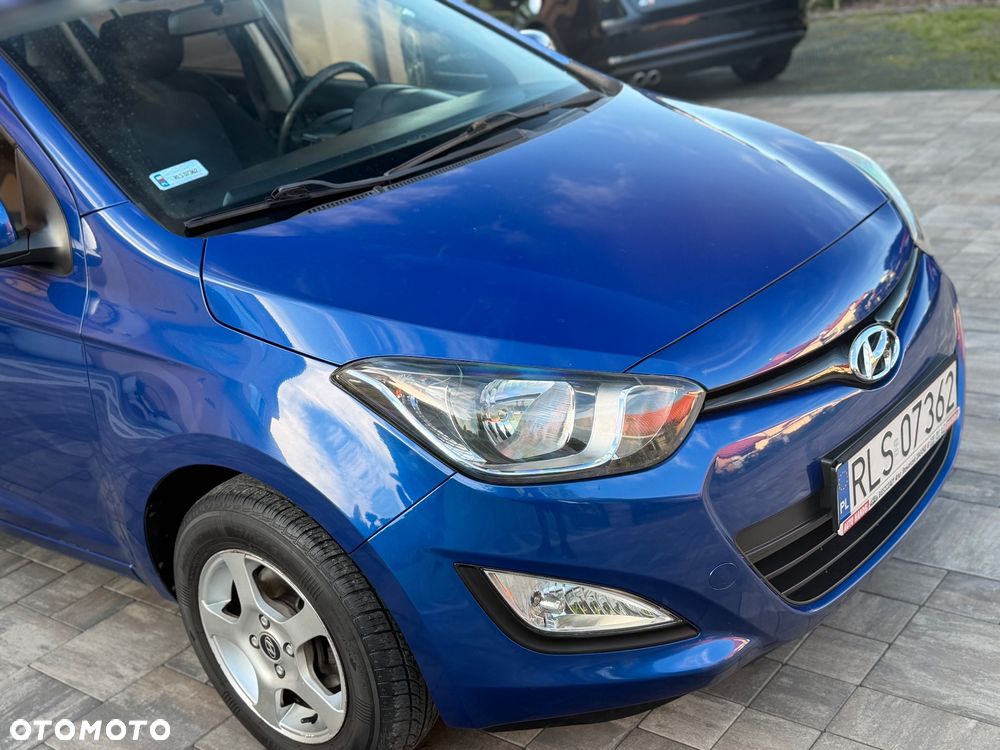 Hyundai i20 1.1 CRDi Trend - 31