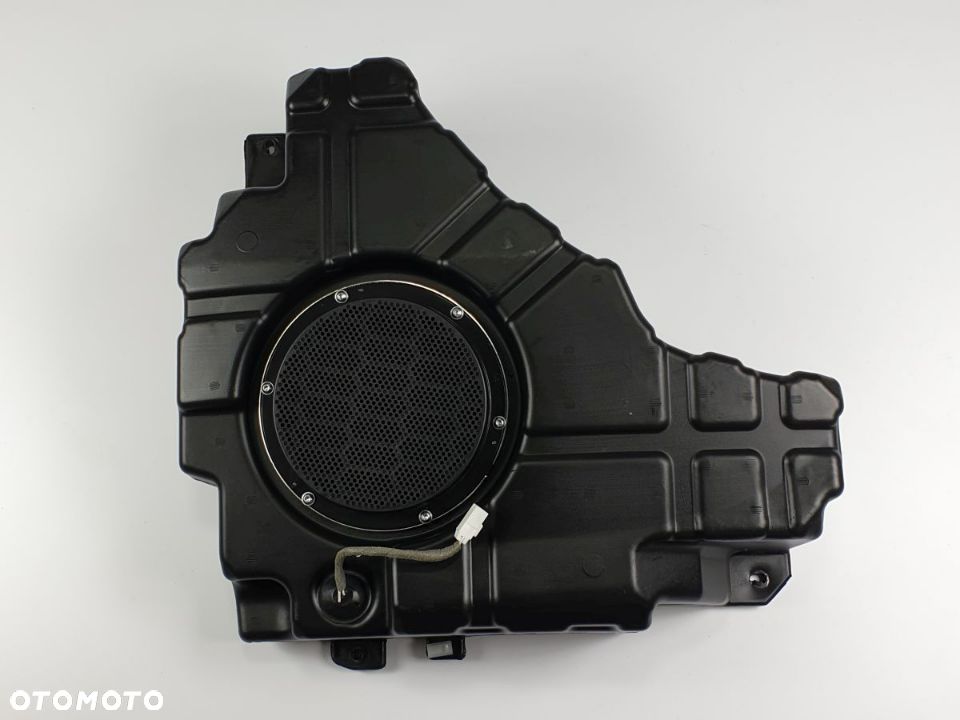 Subwoofer Głośnik JEEP GRAND CHEROKEE WK2 17 21 rok - 1