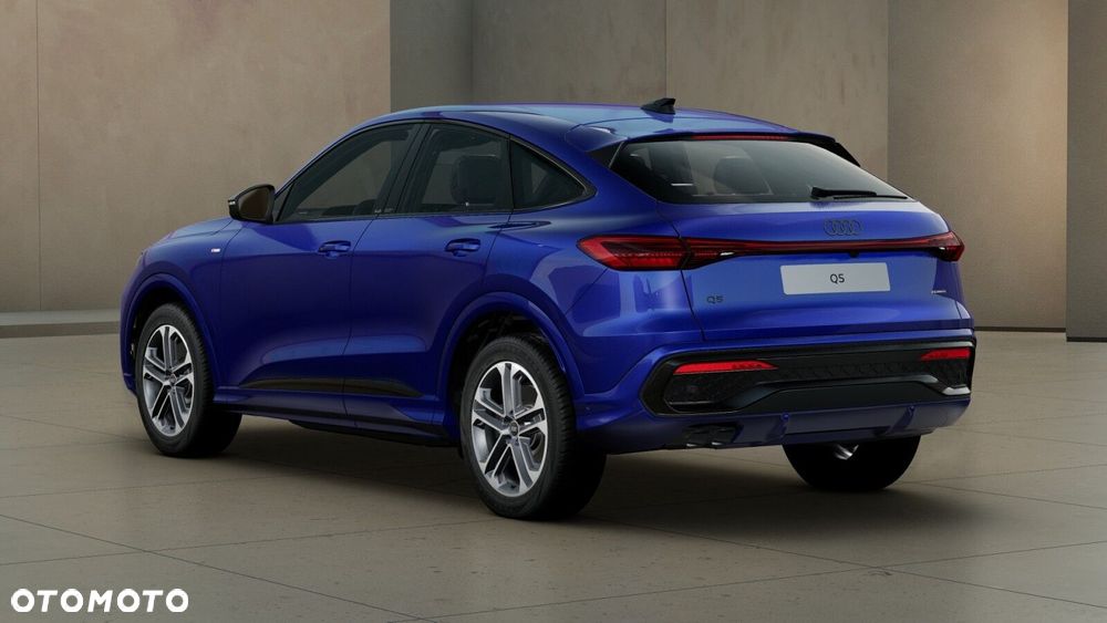 Audi Q5 Sportback - 8