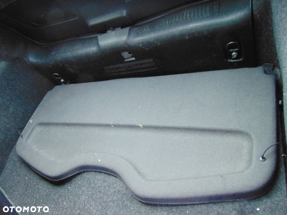 półka tył tylnia tylna 5d NV676 RENAULT CLIO III 3D - 1