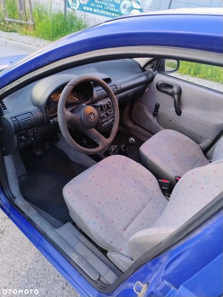 Opel Corsa 1.0 City 12v - 5