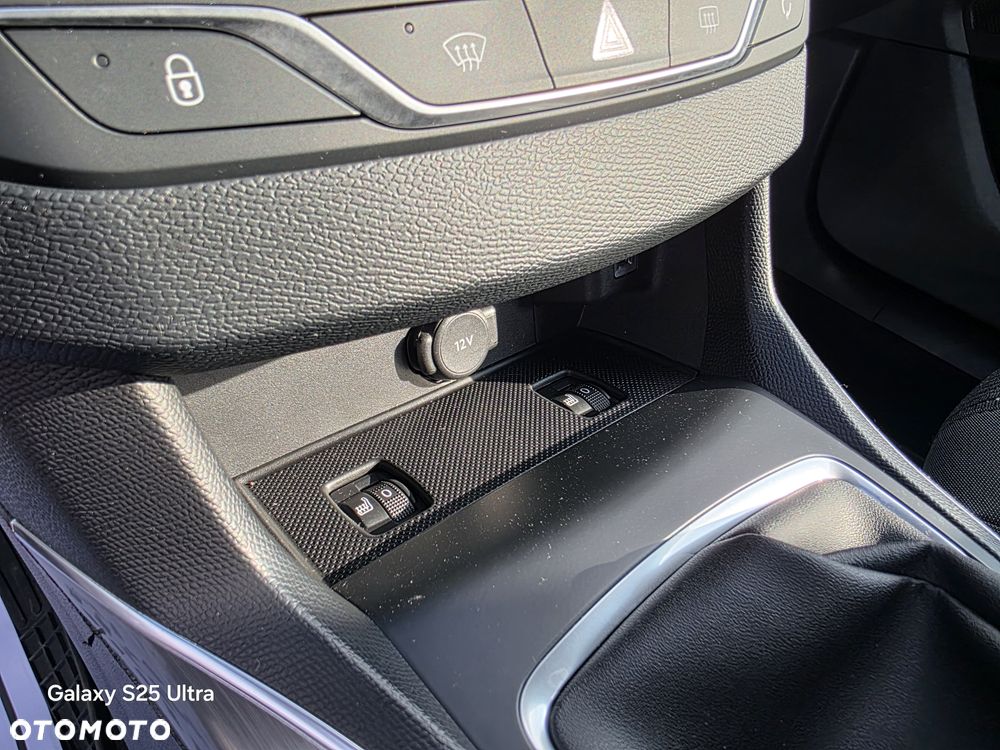 Peugeot 308 BlueHDi 130 Stop & Start Allure Pack - 28