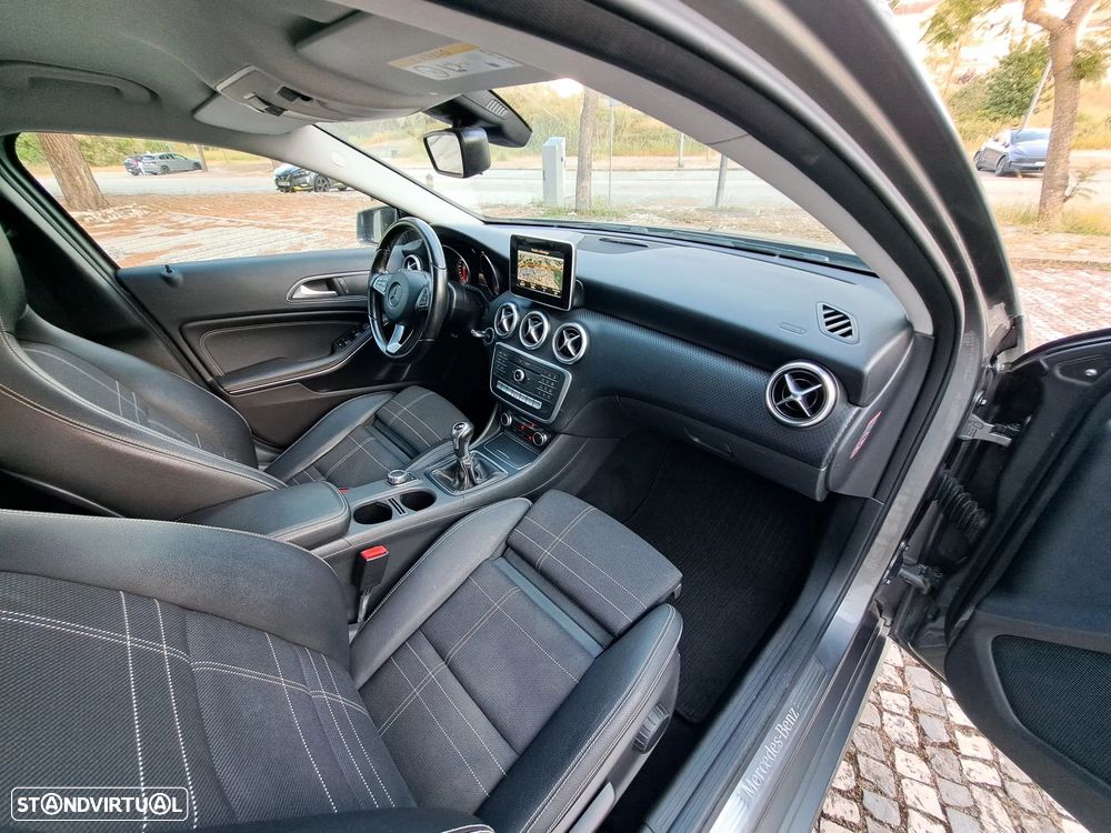 Mercedes-Benz A 180 d Urban - 23