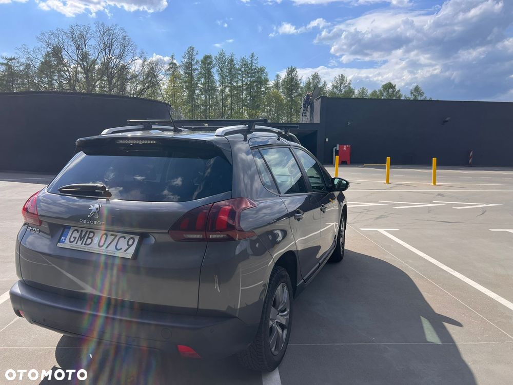 Peugeot 2008 1.2 Pure Tech Active - 8