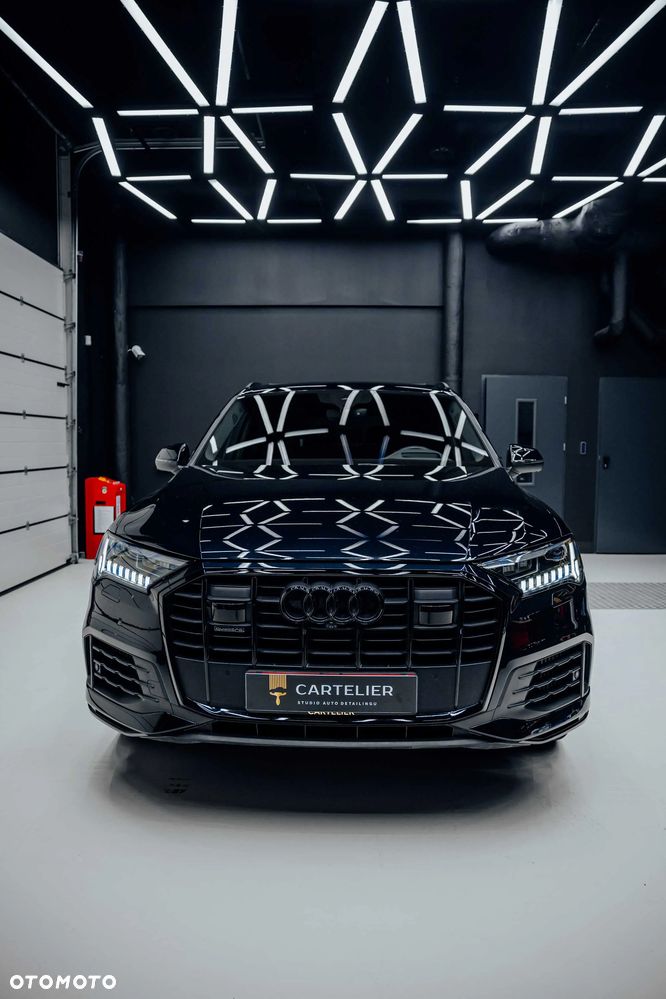 Audi Q7 - 12