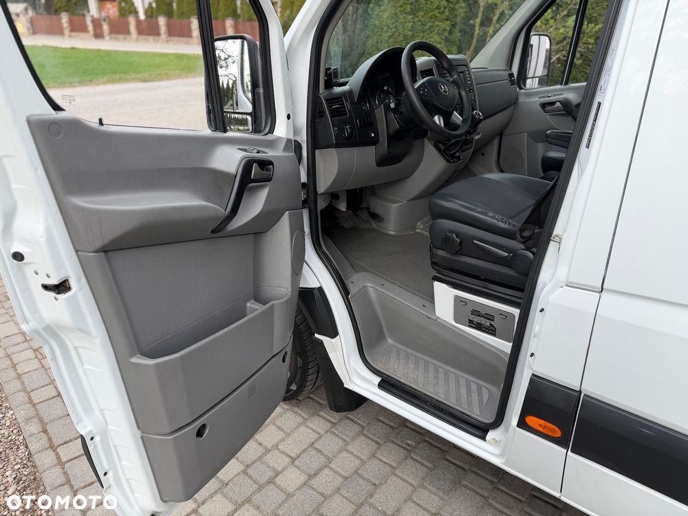 Mercedes-Benz sprinter - 17