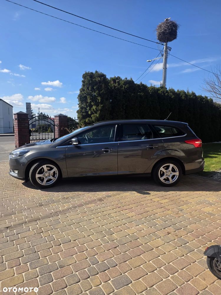 Ford Focus 1.0 EcoBoost Titanium - 6