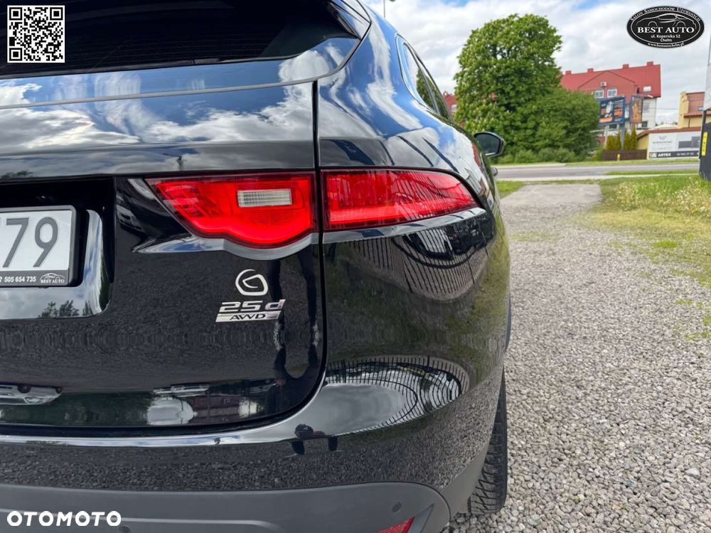 Jaguar F-Pace - 10