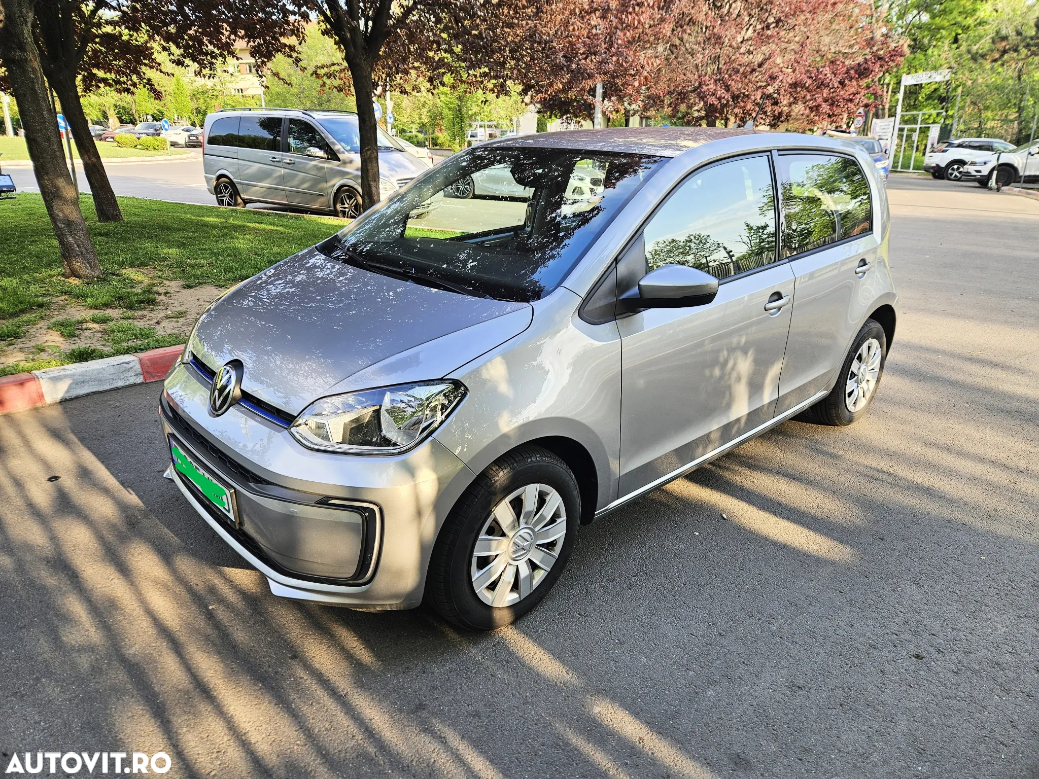 Volkswagen up! e-up! - 4