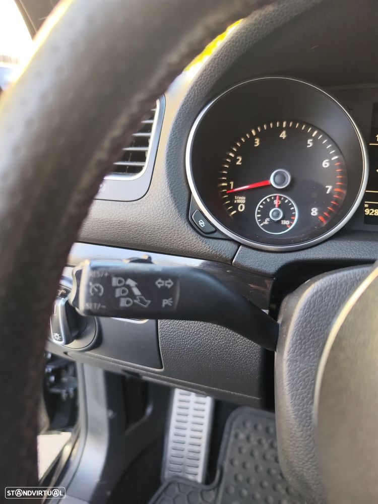 VW Golf 2.0 GTI DSG - 26