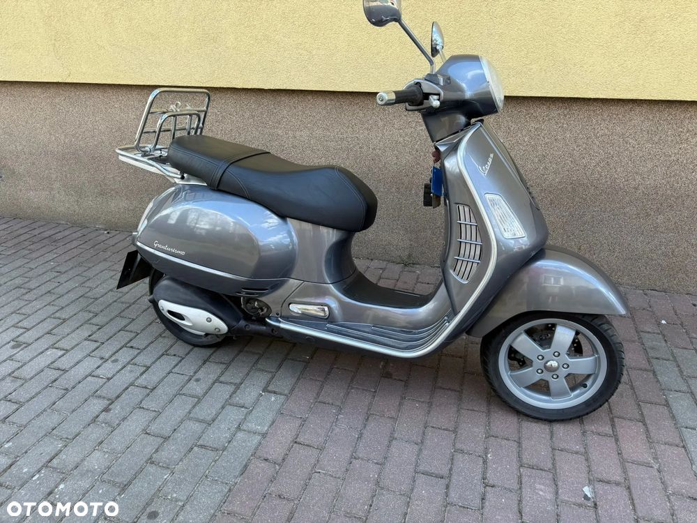 Vespa Grantourismo - 6