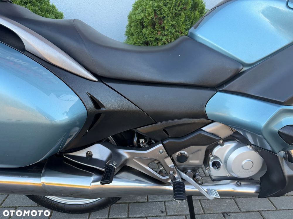 Honda NTV - 14