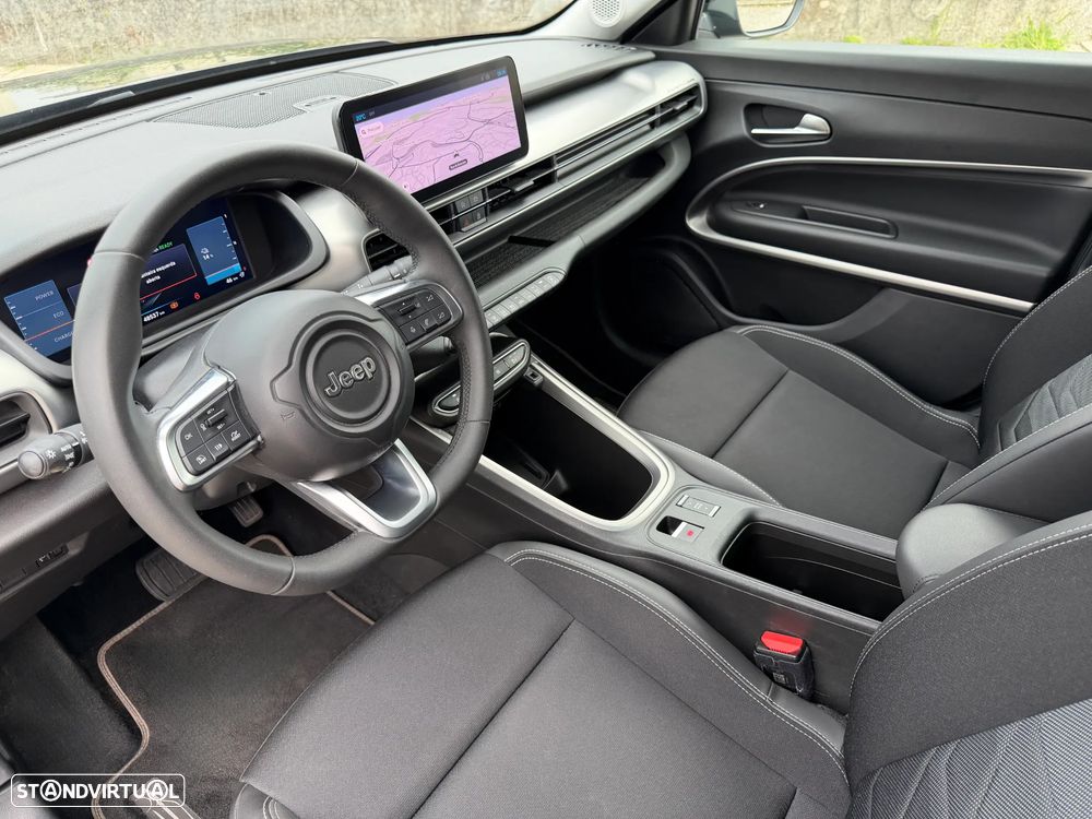 Jeep Avenger 54 kWh Summit - 16