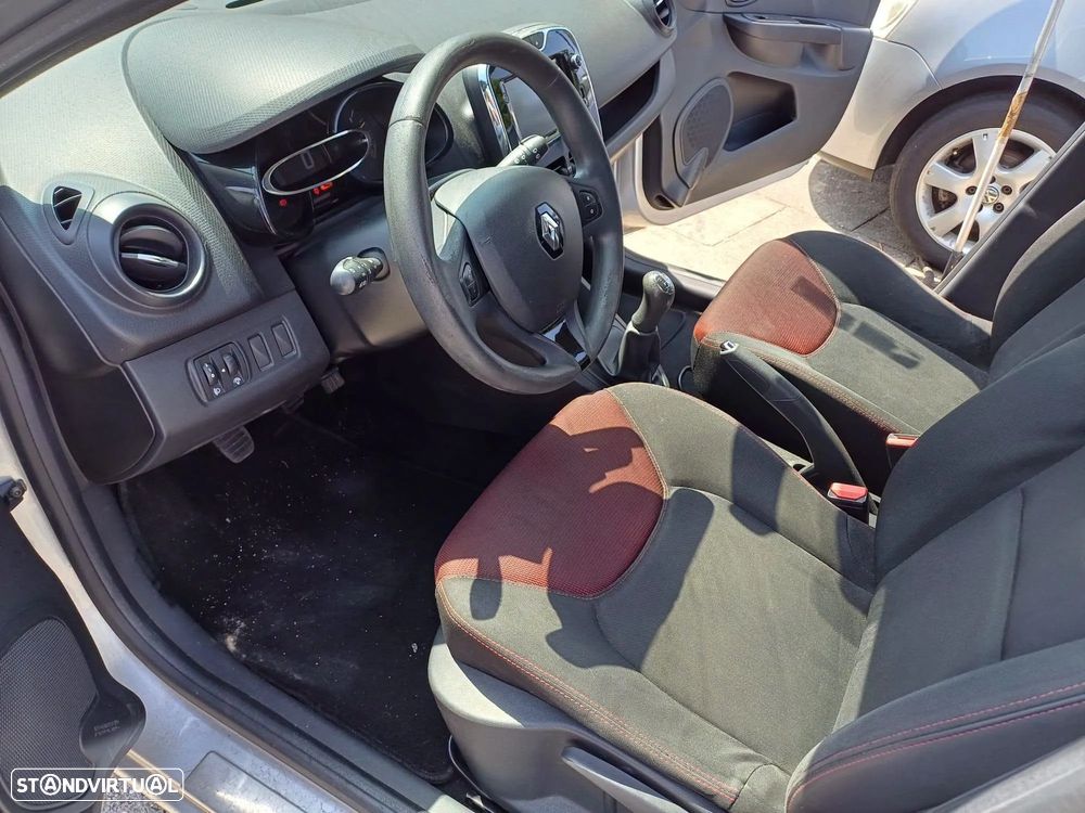 Renault Clio Sport Tourer dCi 75 Expression - 5