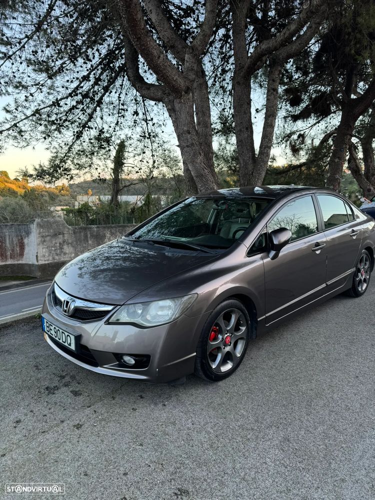 Honda Civic 1.3 DSI i-VTEC Hybrid Executive - 1