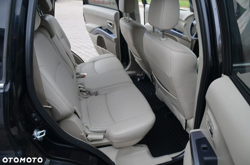 Citroën C-Crosser - 20