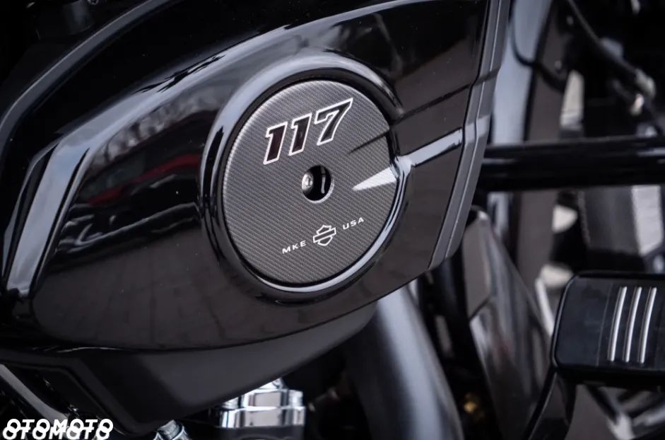 Harley-Davidson Touring Road Glide - 17