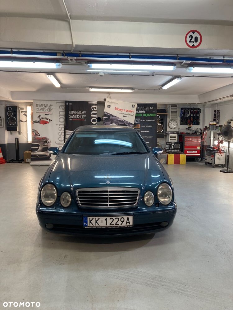 Mercedes-Benz CLK - 1