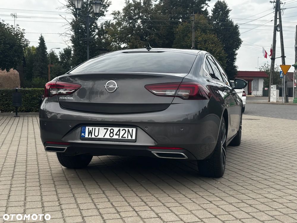 Opel Insignia 2.0 CDTI Elegance S&S - 9