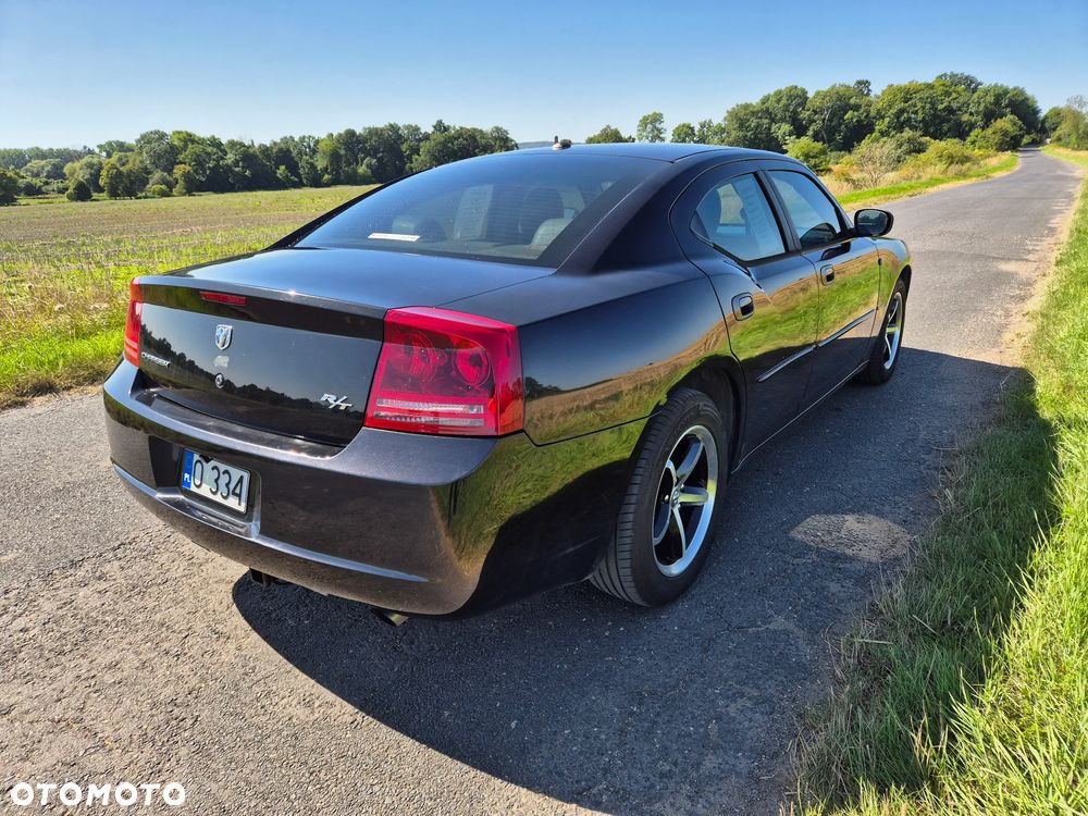 Dodge Charger 5.7 V8 RT - 6