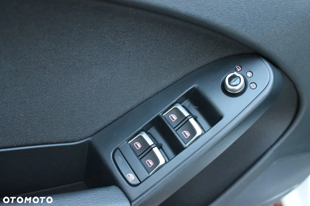 Audi A4 2.0 TDI DPF Ambition - 11