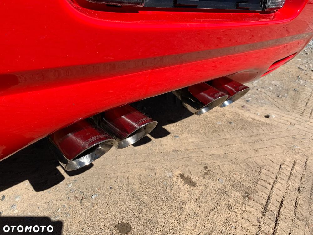 Chevrolet Corvette - 12