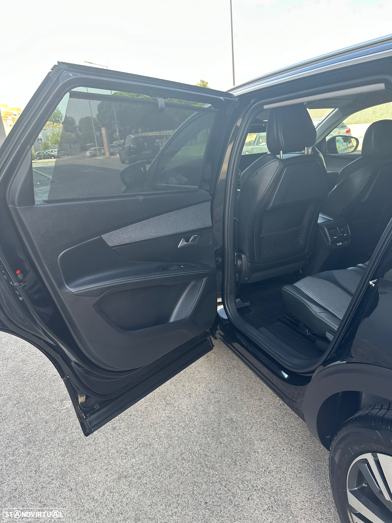 Peugeot 5008 1.5 BlueHDi Allure Pack EAT8 - 13