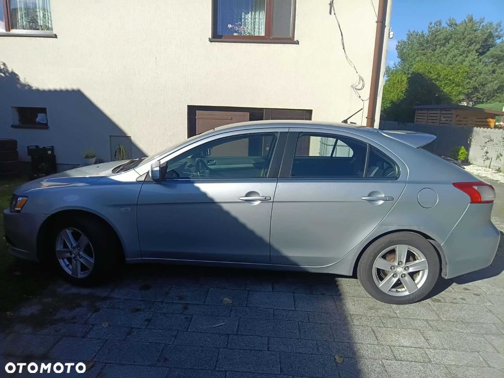 Mitsubishi Lancer