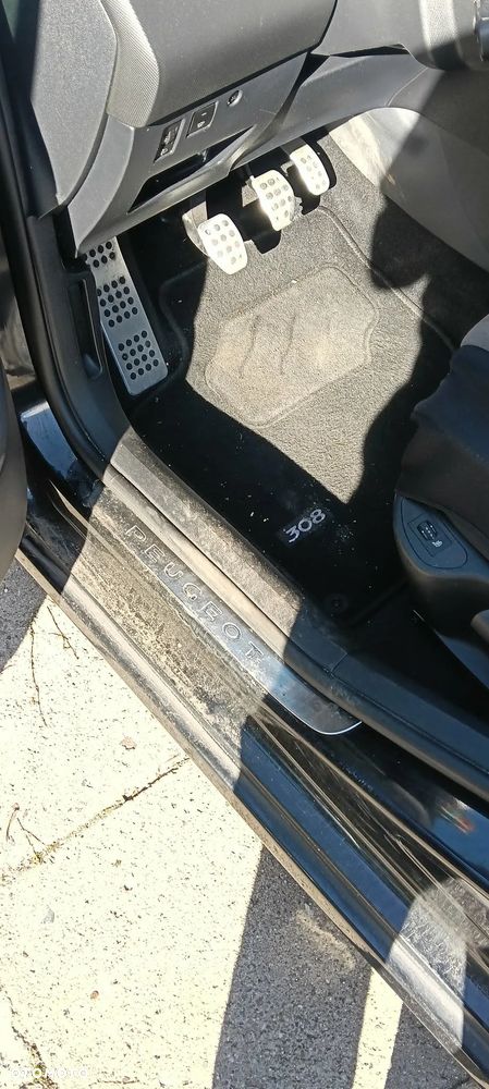 Peugeot 308 HDi FAP 110 Platinum - 9