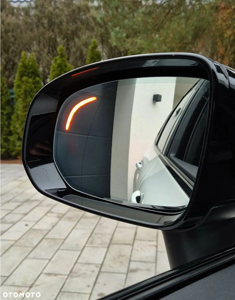 Volvo XC 60 D4 Geartronic RDesign - 31