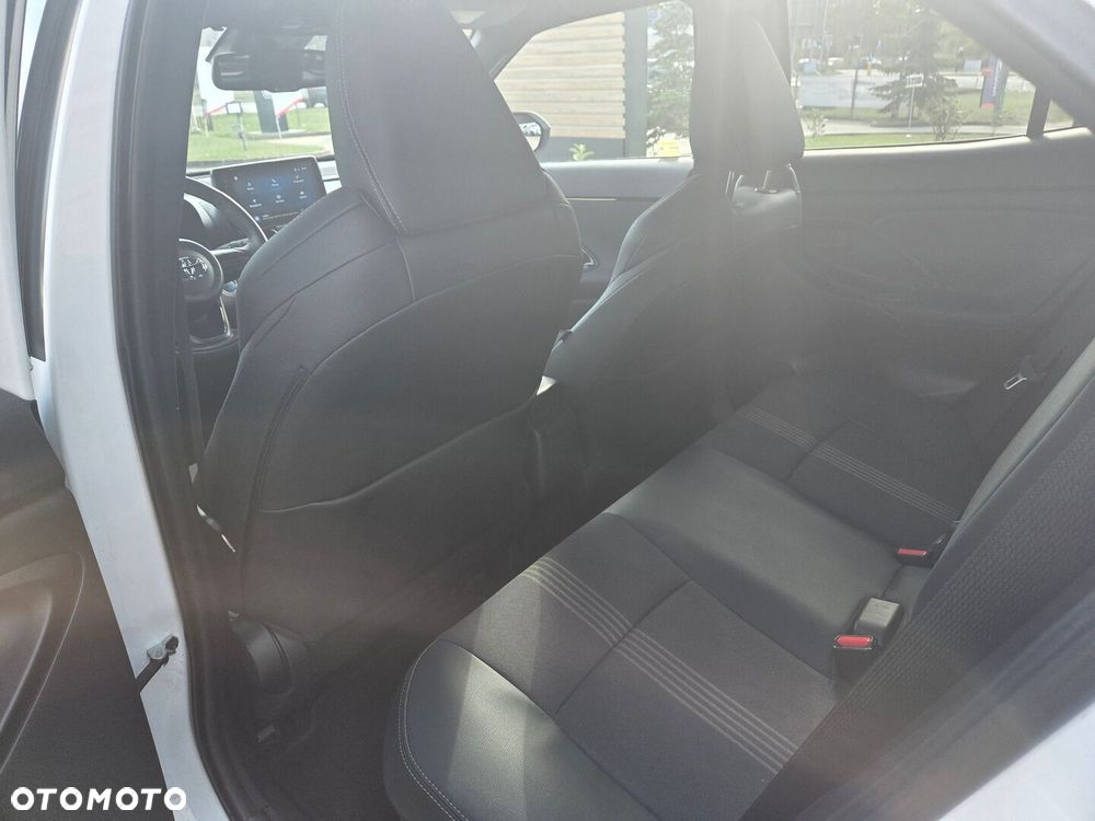 Toyota Yaris Cross Hybrid 1.5 Adventure - 19