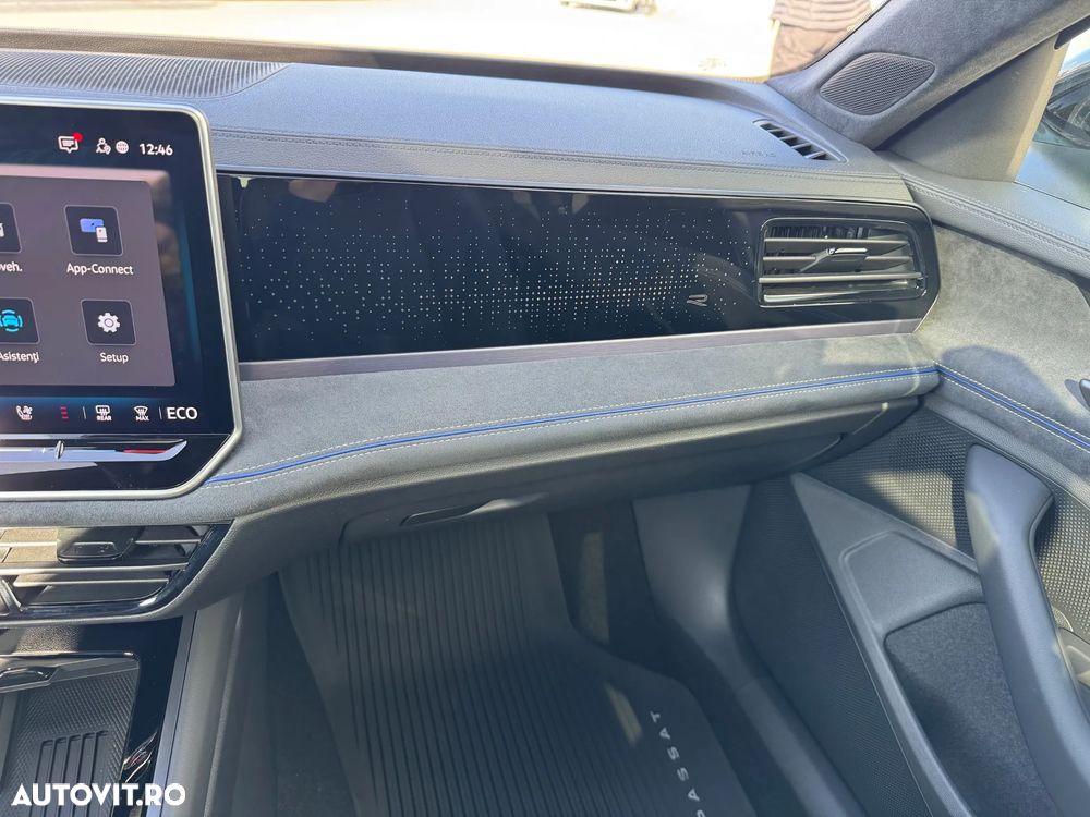 Volkswagen Passat - 16