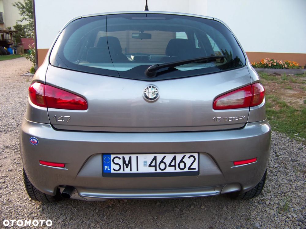Alfa Romeo 147 - 6