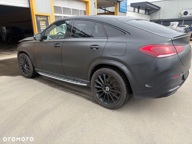 Mercedes-Benz GLE - 1