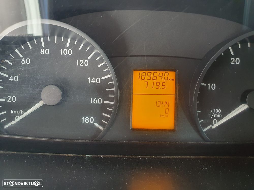 Mercedes-Benz 313 CDI - 6