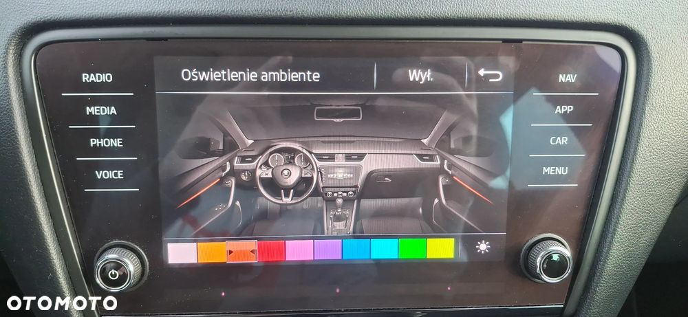 Skoda Octavia 2.0 TDI SCR Style DSG - 22