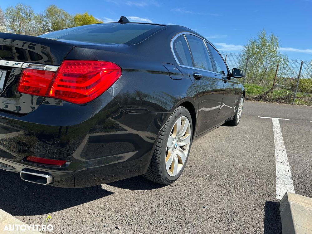 BMW Seria 7 740d xDrive Aut. - 6