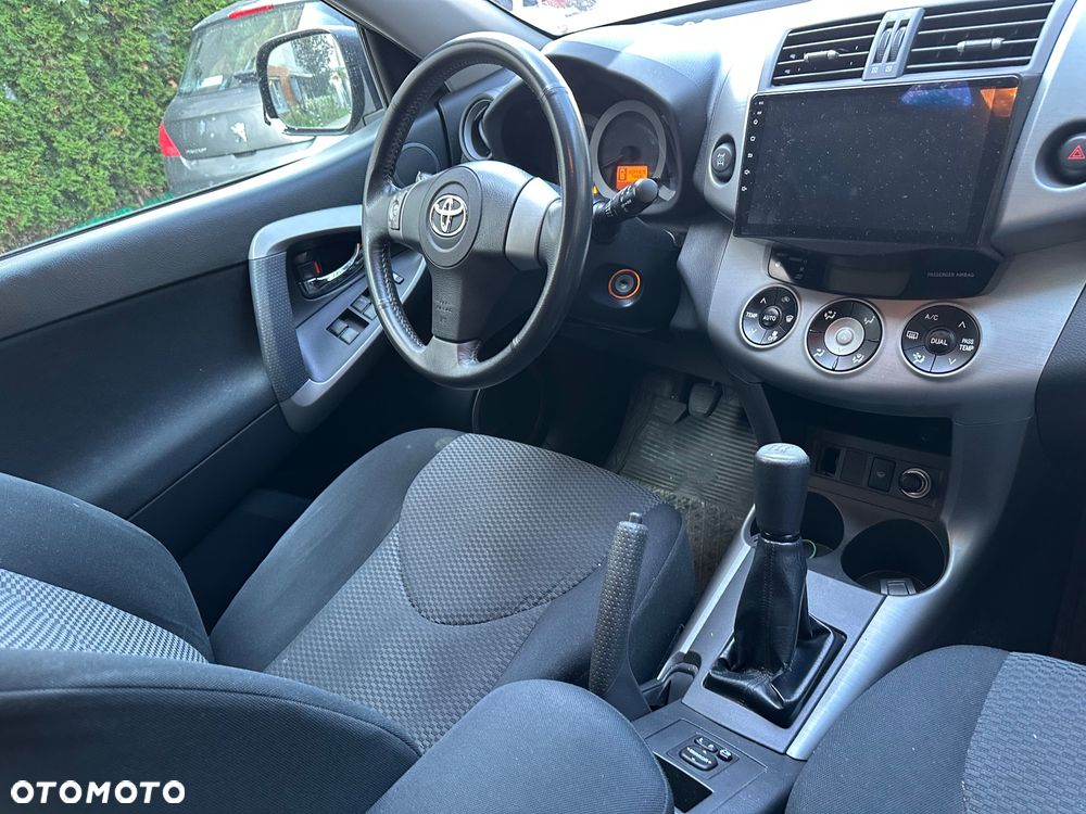 Toyota RAV4 2.0 VVT-i Sol - 5