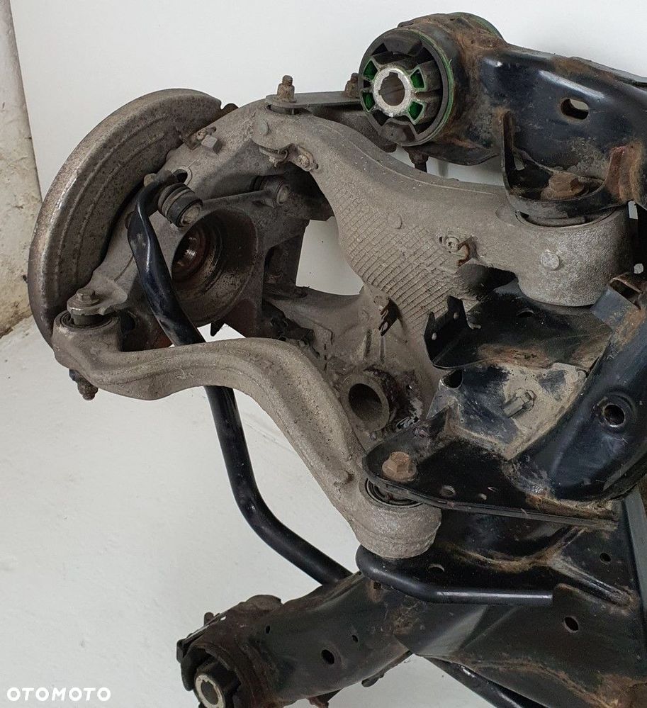 ZAWIESZENIE BELKA OŚ TYŁ DISCOVERY SPORT L550 - 6
