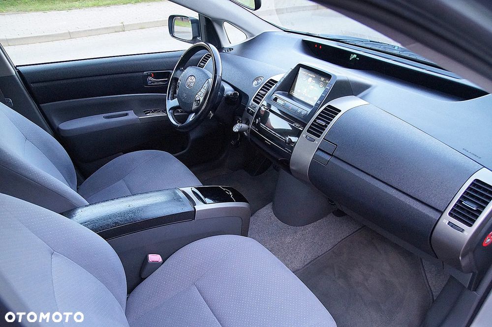 Toyota Prius 1.5 VVT-i Prestige - 19