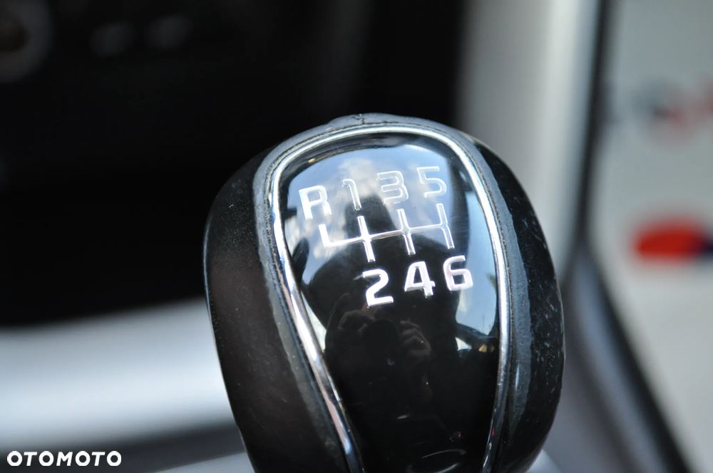 Kia Ceed 1.4 CVVT Attract - 27