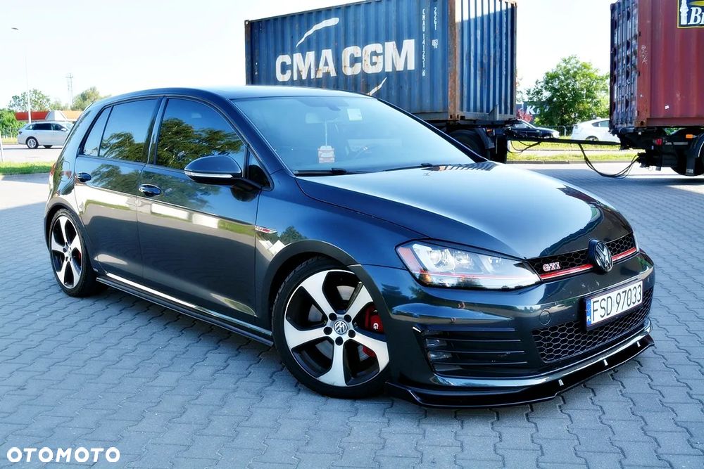 Volkswagen Golf GTI (BlueMotion Technology) Performance - 15