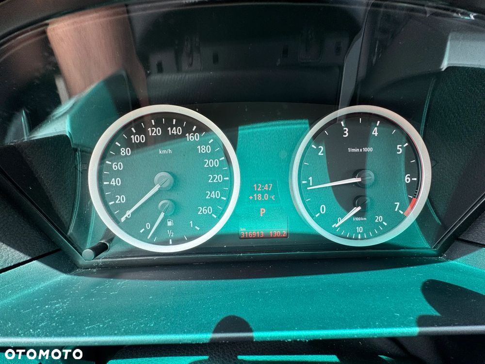 BMW Seria 5 - 8