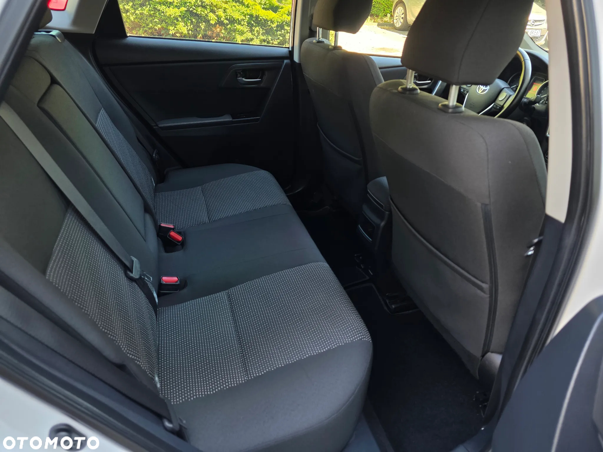 Toyota Auris 1.6 Valvematic START Edition - 23