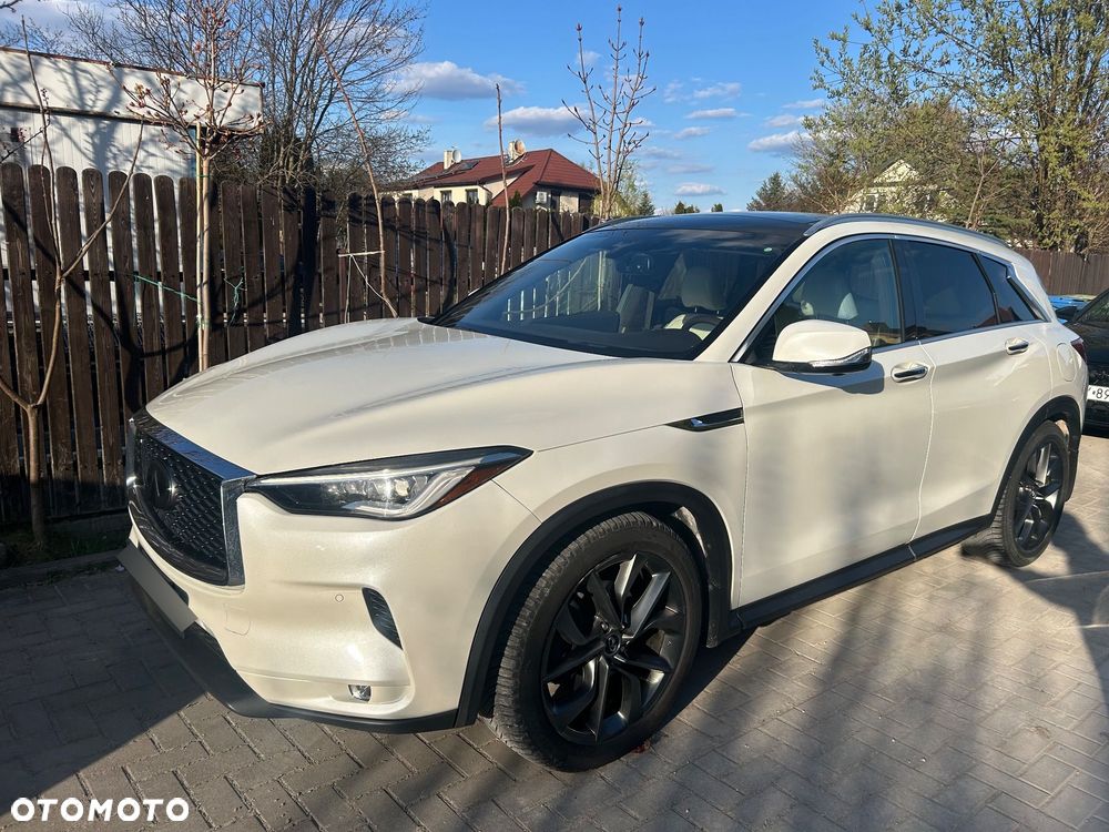 Infiniti Q50 - 1