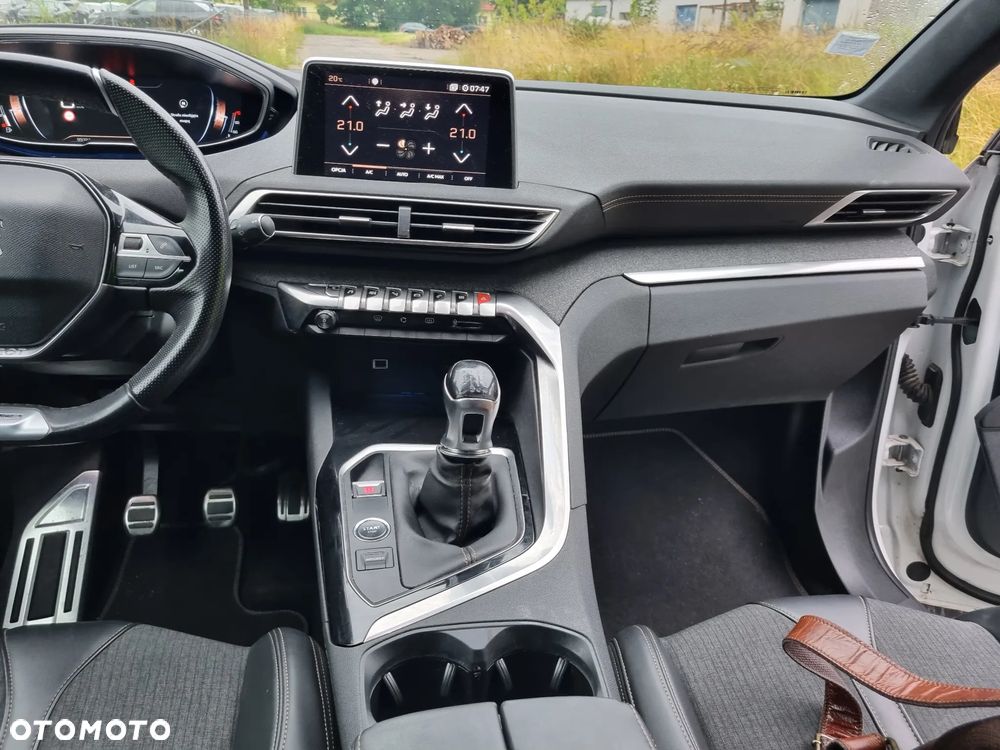 Peugeot 5008 - 14